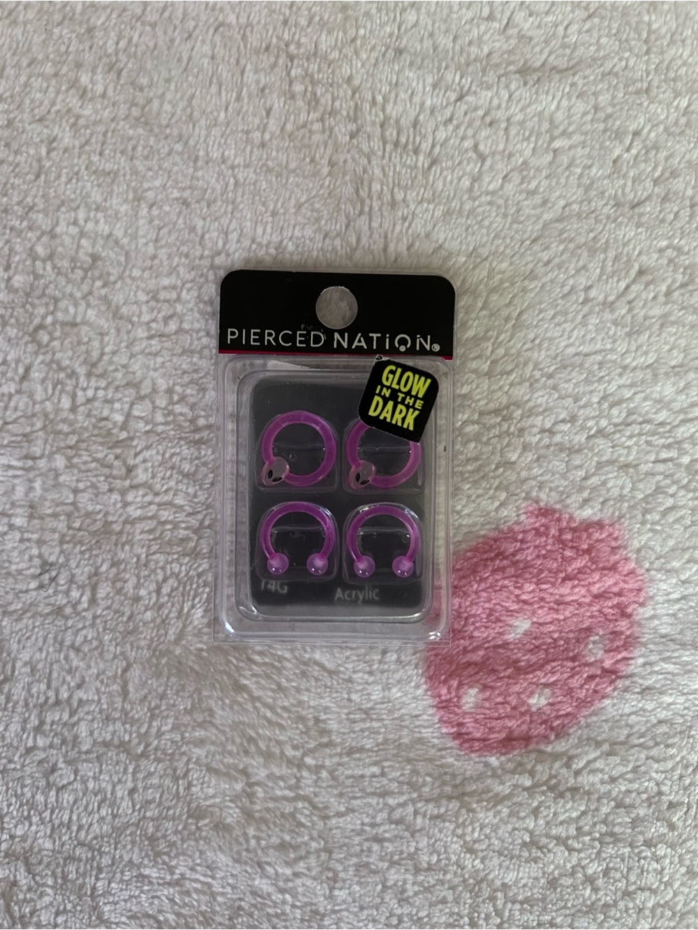Pierced Nation Glow in the Dark 14 G Septum piercing